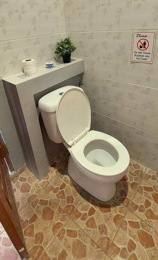 Hustay Guest House - Canggu Екстер'єр фото