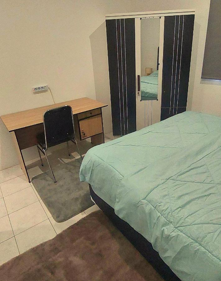Hustay Guest House - Canggu Екстер'єр фото